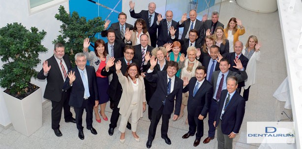 Internationales Flair bei der Dentaurum-Gruppe