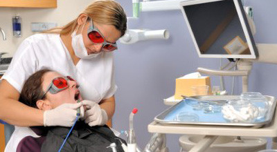 Er:YAG-Laser und desensibilisierende Effekte