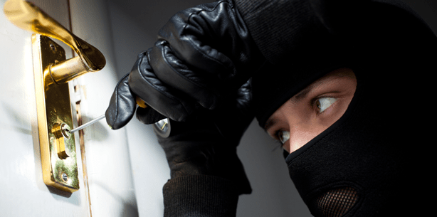 Einbruch beim Zahnarzt: Geräte im fünfstelligen Wert erbeutet
