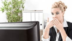 Arbeitnehmern droht bei anzüglicher E-Mail fristlose Kündigung