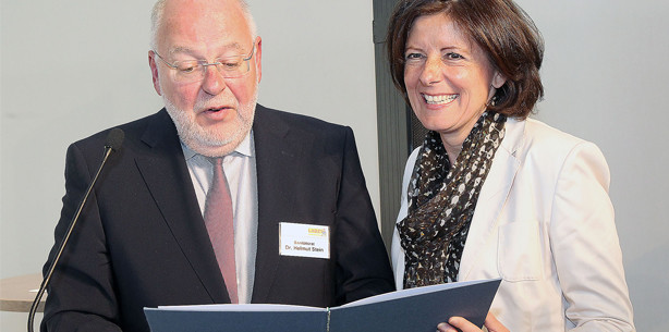 Ministerpräsidentin erhält Ehrenmedaille der LAGZ Rheinland-Pfalz