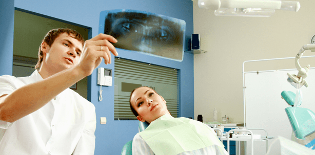 Erfolg von Wurzelbehandlung nach drei Monaten erkennbar