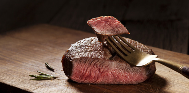 Ein bisschen Fleisch tut gut – Vegetarier leben nicht gesünder