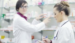 Frauen bekommen mehr Arzneimittel