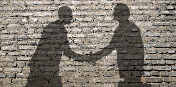 Bei Weitergabe von Geschäftsinterna droht nicht immer Kündigung