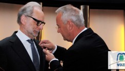 VDZI verleiht seine höchste Auszeichnung