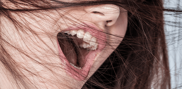 Schöne Haare – schöne Zähne?