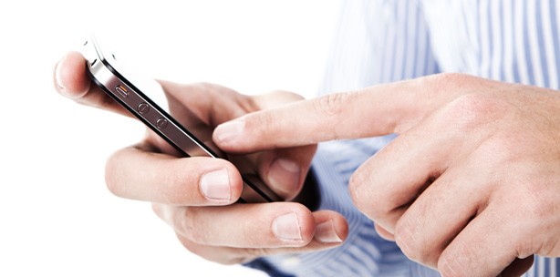 Das hilft gegen den "Handy-Nacken"