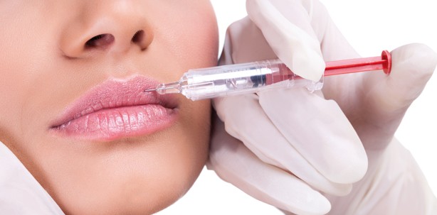 Faltenunterspritzungen: Heilpraktiker dürfen alles, Zahnärzte nicht