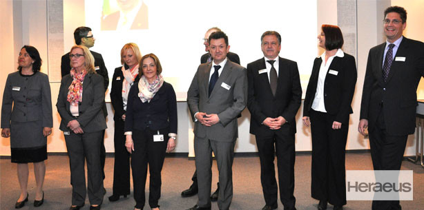 Heraeus Kulzer sucht Wachstumschancen mit dem Dentalhandel