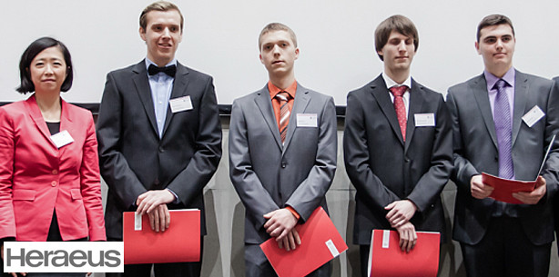 Heraeus fördert zwölf Studierende durch das Deutschlandstipendium