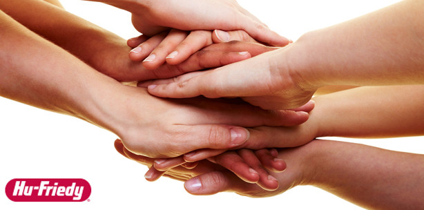 Hu-Friedy hilft: Großes Engagement für soziale Projekte