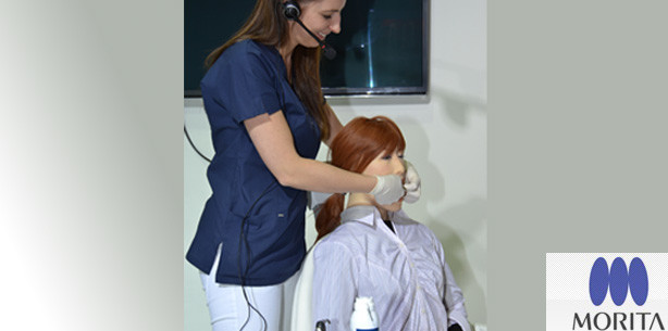 Roboter-Patientin auf IDS vorgestellt