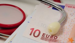 Bundesrat will Leistungen für Selbstzahler-Patienten reglementieren