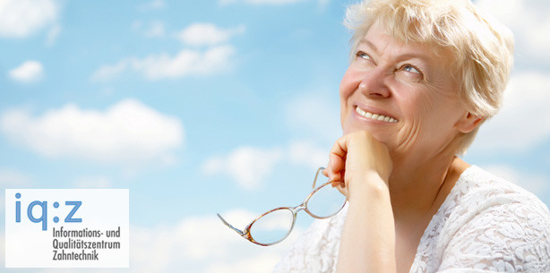 Zahnersatz: Experten beraten am Infotelefon