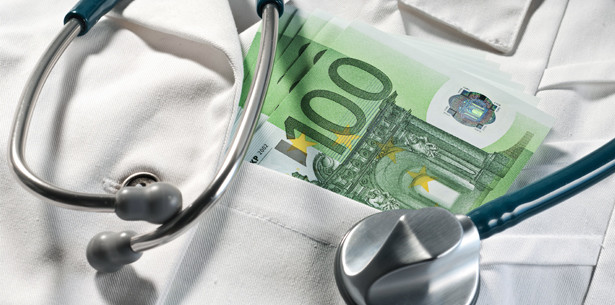 Extra-Honorar für Überweisungen muss geahndet werden