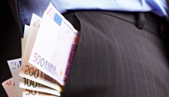 Ärztekorruption: Bahr erwägt Verschärfung des Berufsrechts