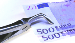 Deutsche finanzieren Zahnersatz mit Krediten
