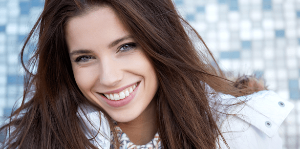 Deutsche legen großen Wert auf schöne Zähne