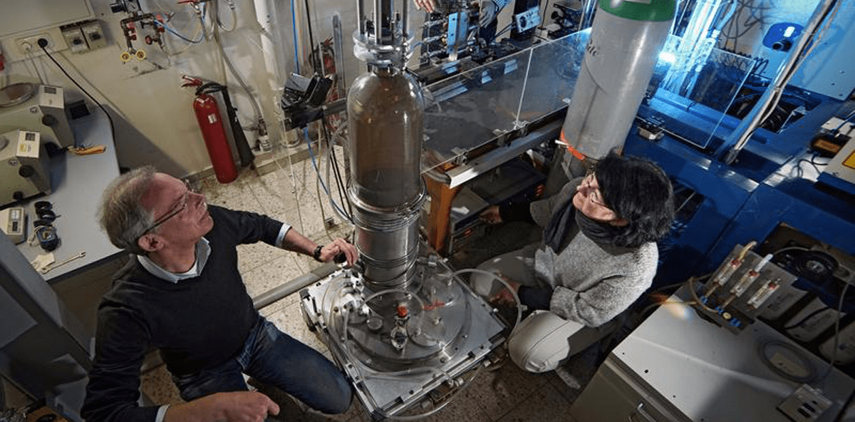 Neue Technologie: Nanopartikel machen Implantate noch stabiler