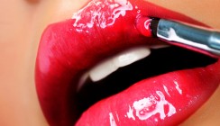 Wie gefährlich sind Metalle in Lippenstiften?