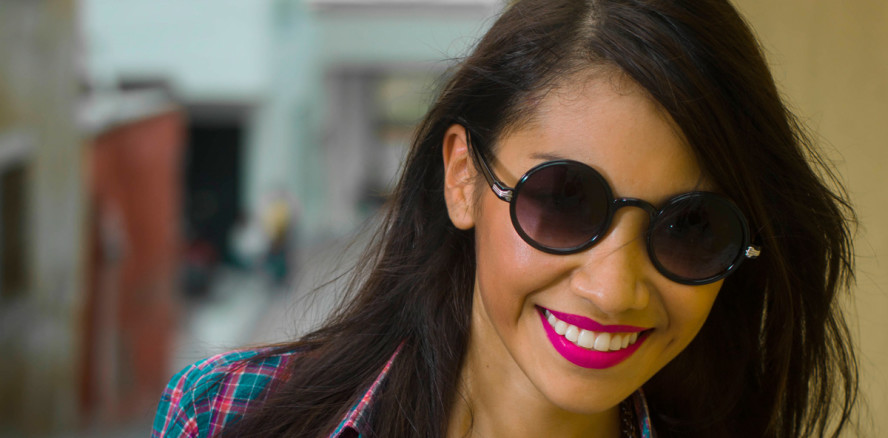 Lippenstift auf den Zähnen ade