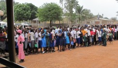 Schweizer Zahnarzt im Einsatz in Sierra Leone