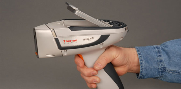 Tragbare Spektrometer bestimmen exakten Edelmetallanteil