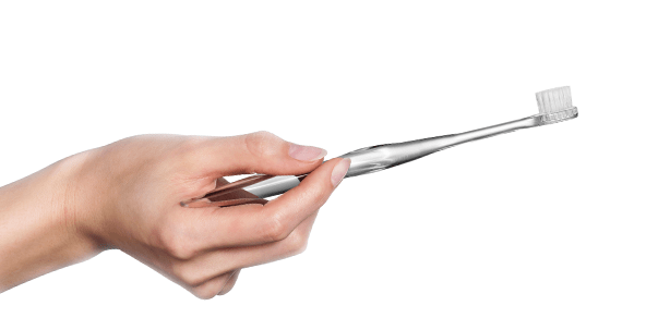 Zähneputzen – nur mit Wasser und einer Zahnbürste