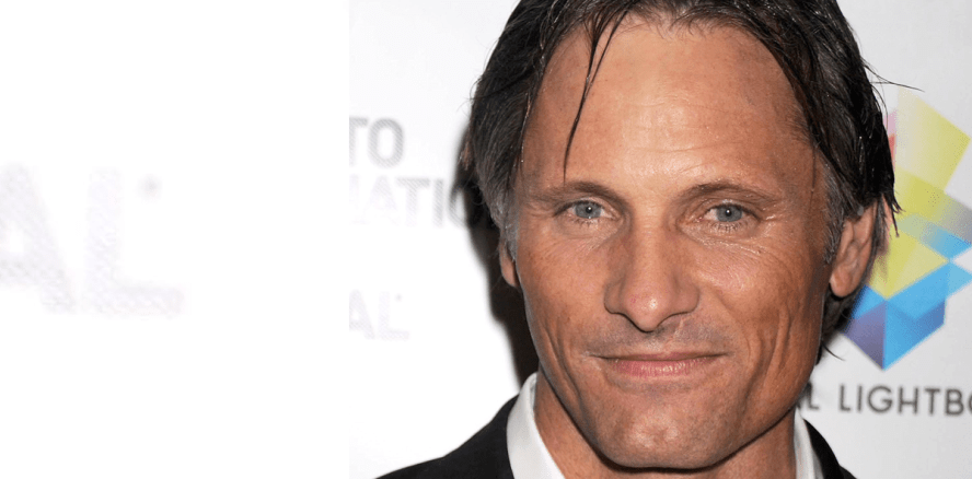 Viggo Mortensen: „Herr der Ringe“-Star klebte Zähne wieder an