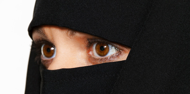 Muslima als ZFA-Bewerberin wegen Kopftuch abgelehnt