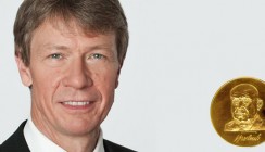 Prof. Dr. Dietmar Oesterreich mit Tholuck-Medaille ausgezeichnet