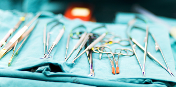 Nach schwerem Unfall: erste Gesichtstransplantation in Polen