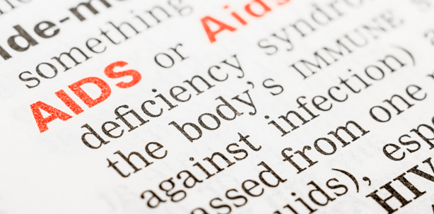 Kann Parodontitis den Ausbruch des HI-Virus begünstigen?