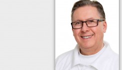 University meets Practice: Bone Grafting vs. Immediate Loading