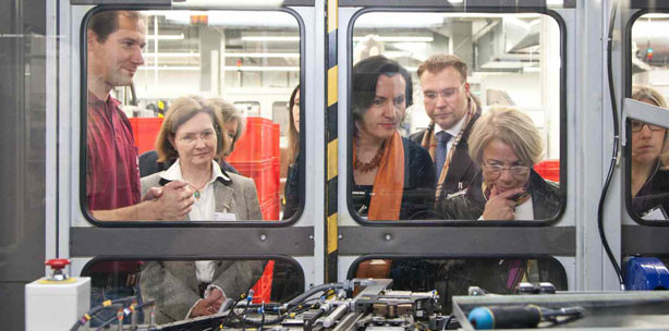 Das Buch zum Biofilm: So entfernt man ihn sanft und effektiv