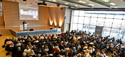 Ein Nachmittag voller geballter Prophylaxe-Power-Info – und dazu Champagner