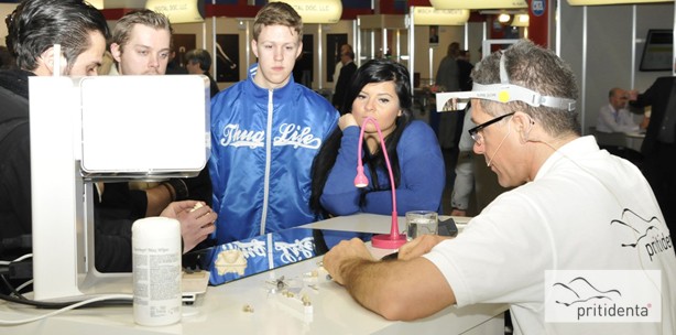 IDS 2013 – Daumen hoch für die pritidenta®