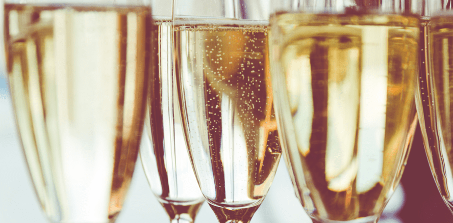 Warum Prosecco schlecht für die Zähne ist