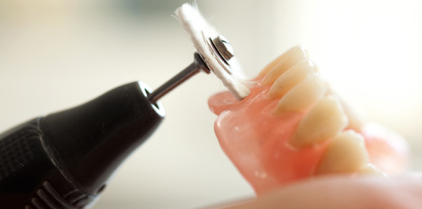 Notwendige Implantatversorgung bei Beihilfeberechtigten