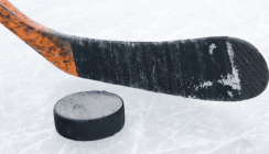 NHL-Torhüter Bishop verliert zwei Zähne nach Pucktreffer