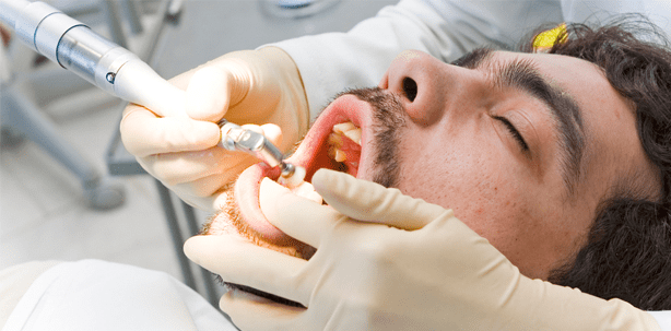 Umfrage zur PZR: Fast jede zweite Kasse gewährt Zuschüsse