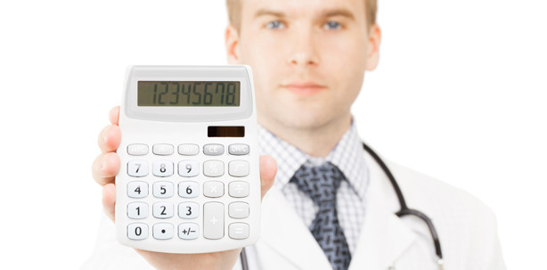 Privatversicherte müssen Arztrechnungen prüfen