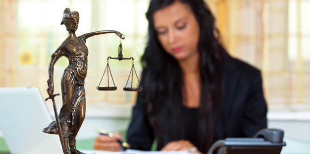 Krankenversicherung: Zusatzbeiträge sind gerichtlich überprüfbar