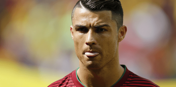 Ronaldo zeigt Anti-Falten-Training mit Kick