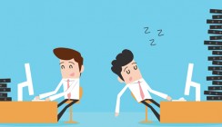 Schlafen am Arbeitsplatz: Fristlose Kündigung ist unzulässig