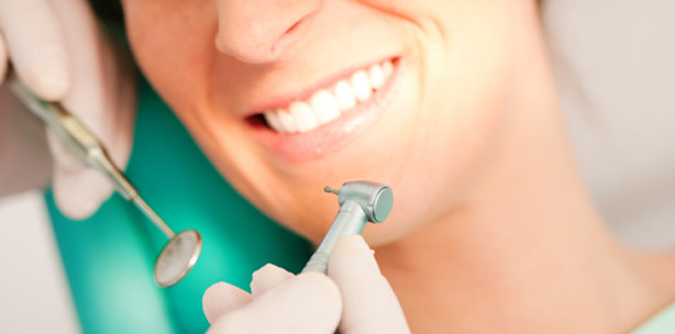 Zahnarztbesuche auf den Nachmittag legen