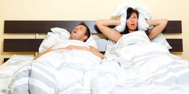 Schlafapnoe: Schiene vom Zahnarzt statt Beatmungsgerät