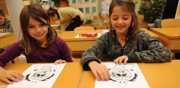 Als Schulzahnpflege-Instruktorin in der Deutschschweiz unterwegs