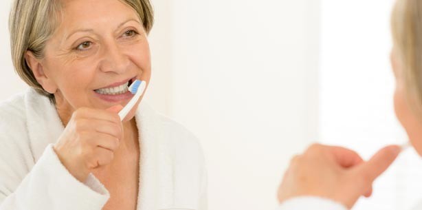 Zahnpflege in Heimen mangelhaft